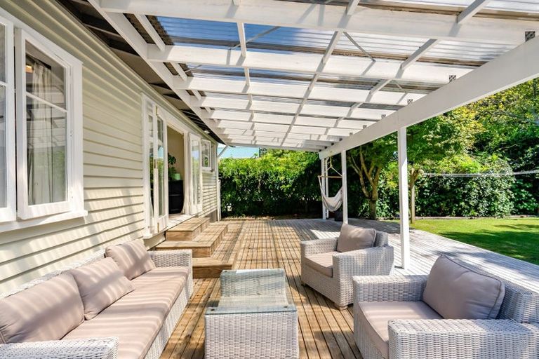 Photo of property in 192 Tukapa Street, Westown, New Plymouth, 4310