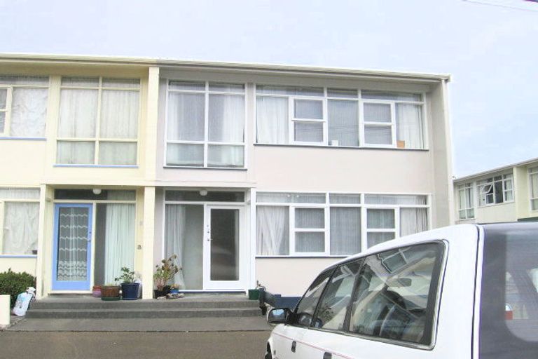 Photo of property in 55u6 Apu Crescent, Lyall Bay, Wellington, 6022