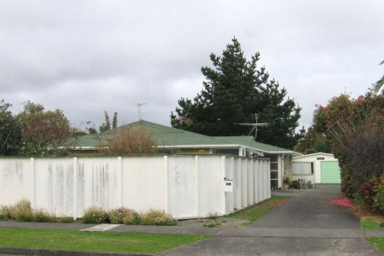 Photo of property in 26a Matai Street, Waikanae, 5036