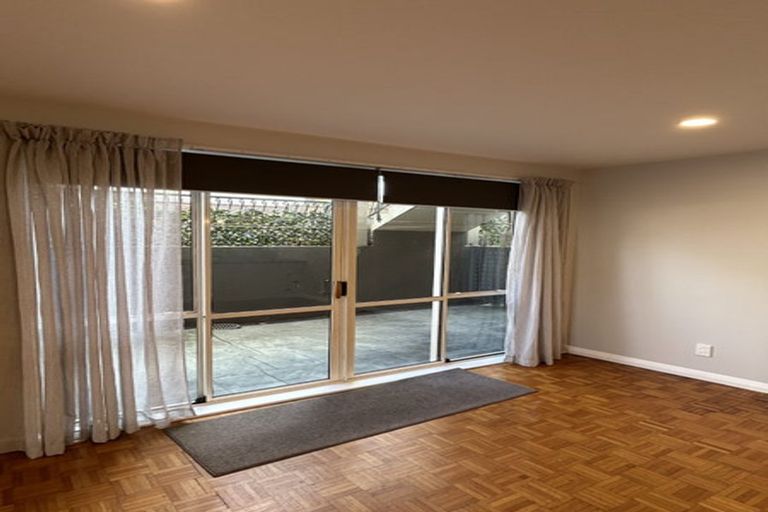 Photo of property in 45 Ellice Street, Mount Victoria, Wellington, 6011