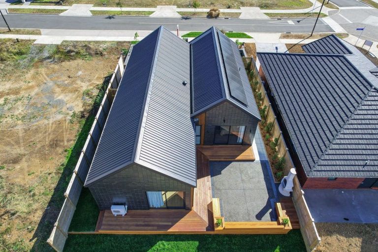 Photo of property in 25 Oralee Terrace, Peacocke, Hamilton, 3206