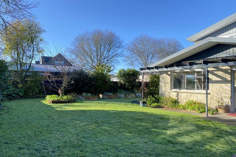 Photo of property in 40 Richmond Street, Cambridge, 3434