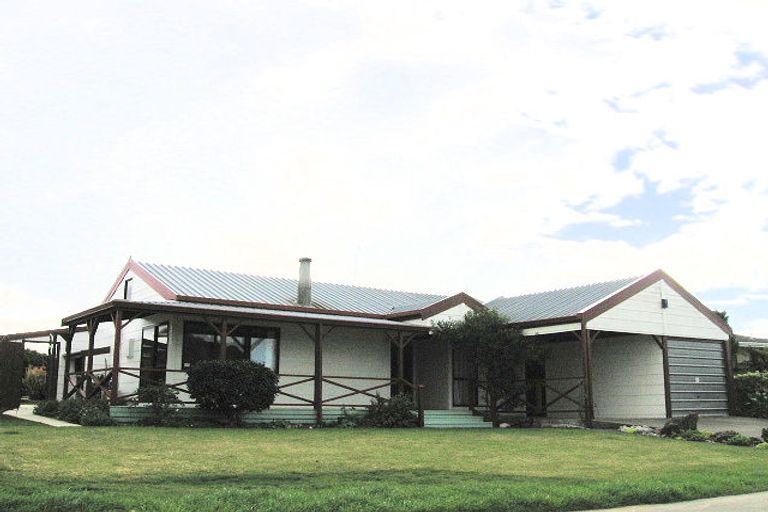 Photo of property in 86 Freyberg Avenue, Tamatea, Napier, 4112