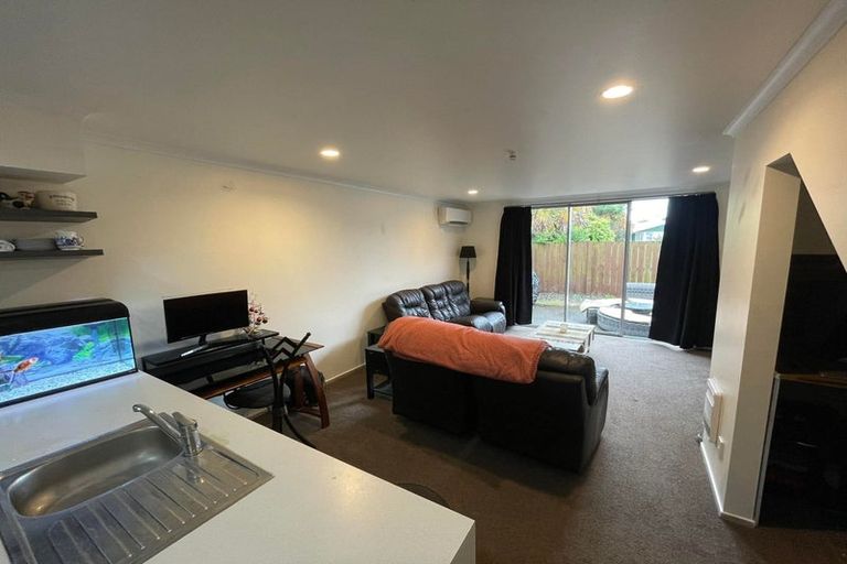 Photo of property in 9f Denver Place, Hamilton East, Hamilton, 3216