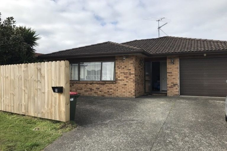 Photo of property in 11 Imjin Place, Papakura, 2110