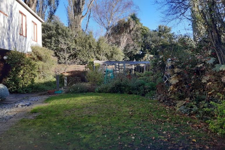 Photo of property in 135 Grahams Road, Burnside, Christchurch, 8053