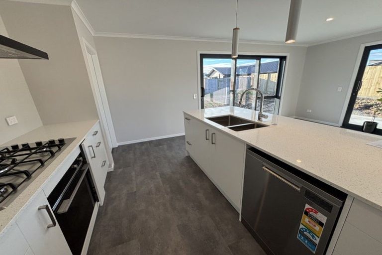 Photo of property in 13 Corrib Grove, Milson, Palmerston North, 4414