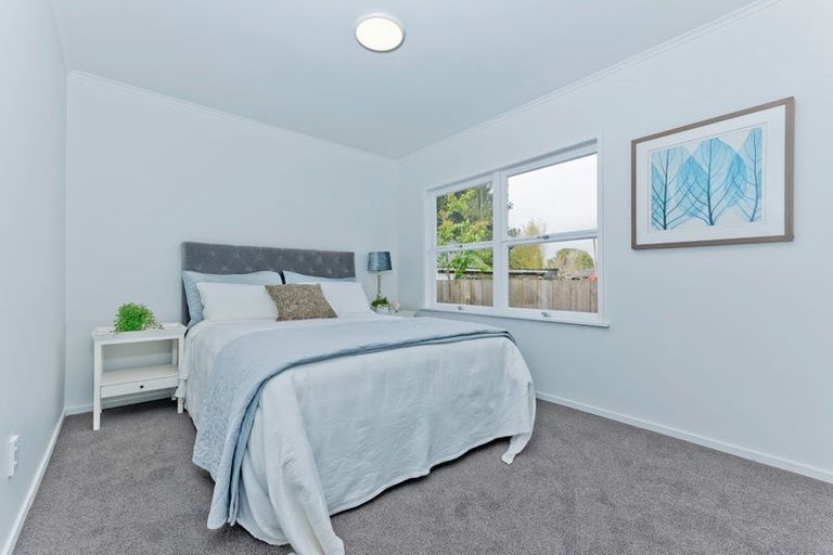 Photo of property in 51 Cambridge Road, Riverhead, 0820