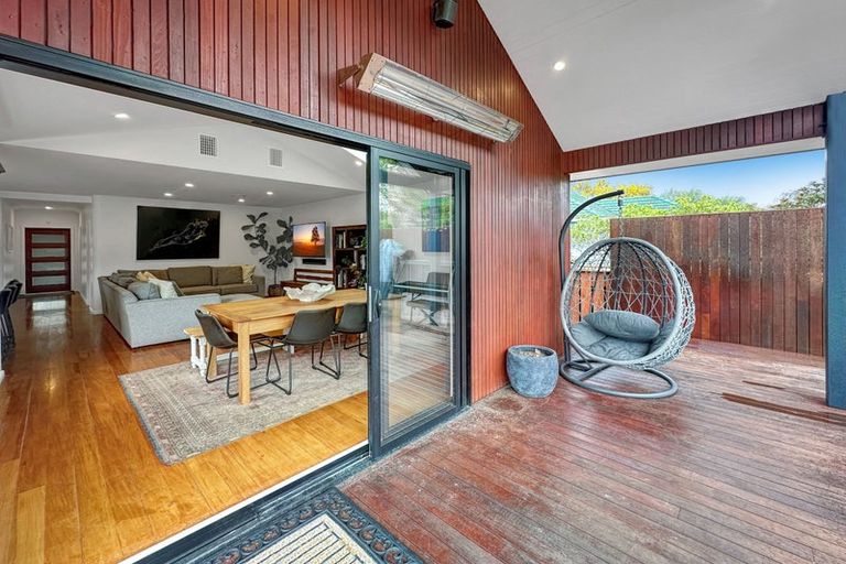 Photo of property in 45 Heretaunga Square, Silverstream, Upper Hutt, 5019