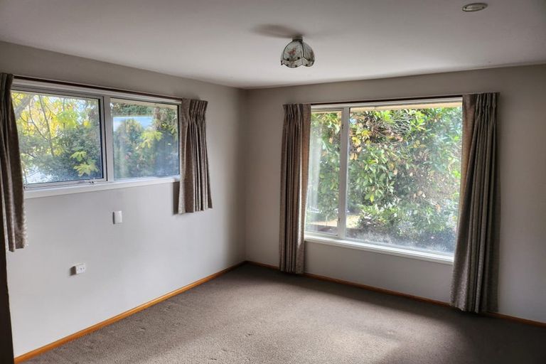 Photo of property in 28 Grange Street, Hillsborough, Christchurch, 8022