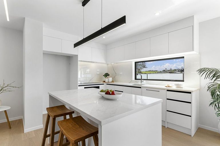 Photo of property in 3/165 Wellington Street, Howick, Auckland, 2014