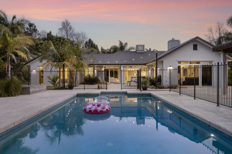 Photo of property in 50r Saint Regis Way, Bethlehem, Tauranga, 3110