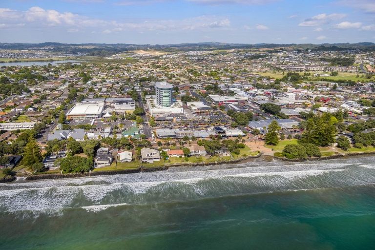 Photo of property in 305 Hibiscus Coast Highway, Orewa, 0931