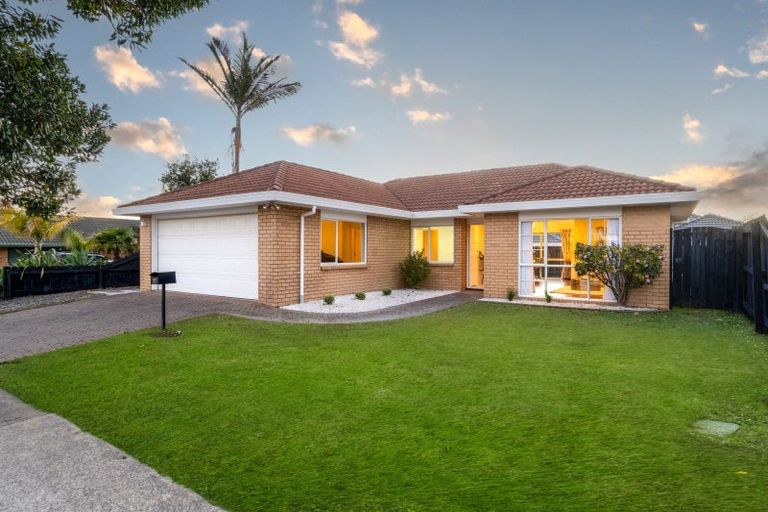 Photo of property in 183 Kilkenny Drive, East Tamaki Heights, Auckland, 2016