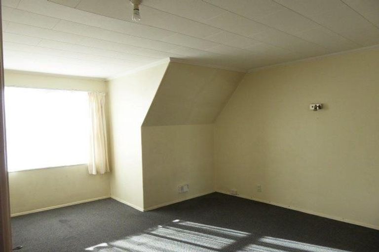 Photo of property in 15/98 Pharazyn Street, Melling, Lower Hutt, 5010