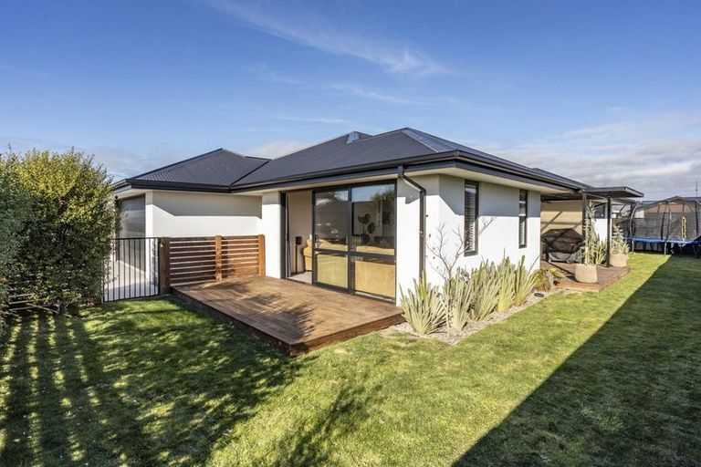 Photo of property in 10 Hapua Lane, Pegasus, 7612
