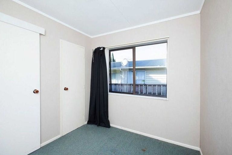Photo of property in 70 Belair Avenue, Blagdon, New Plymouth, 4310