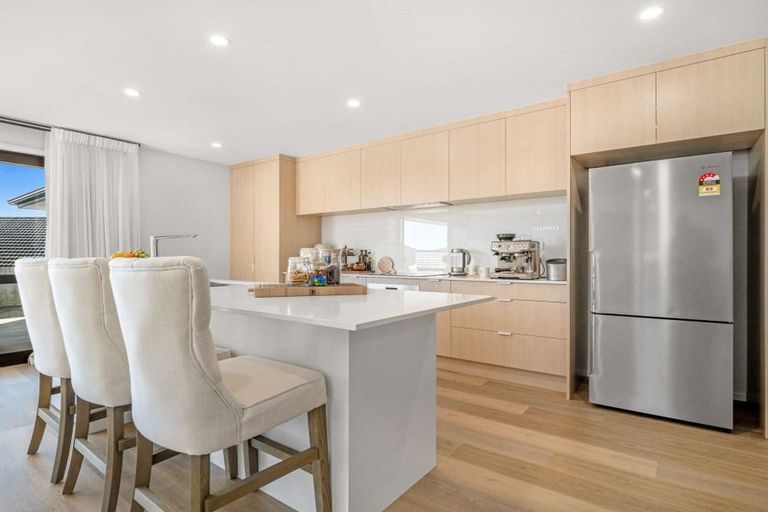 Photo of property in 8 Evan Tasman Lane, Waiuku, 2123