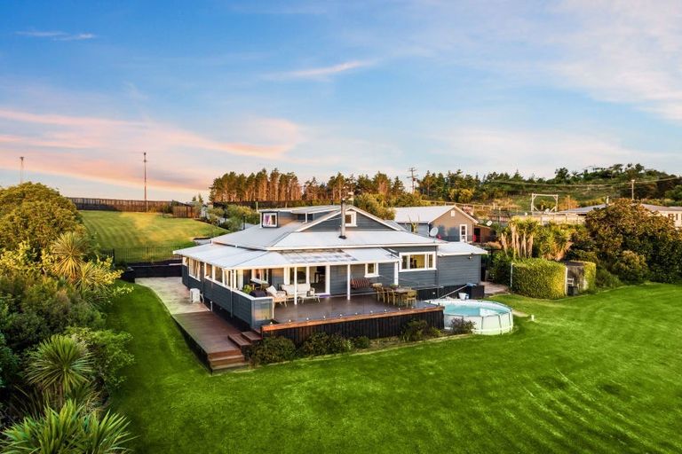 Photo of property in 176 Wishart Road, Helensville, 0875