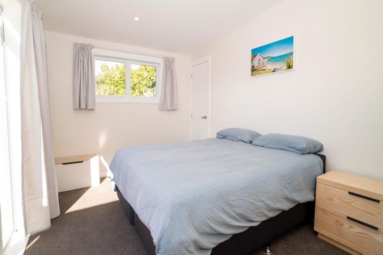 Photo of property in 197 Sutherland Road, Lyall Bay, Wellington, 6022