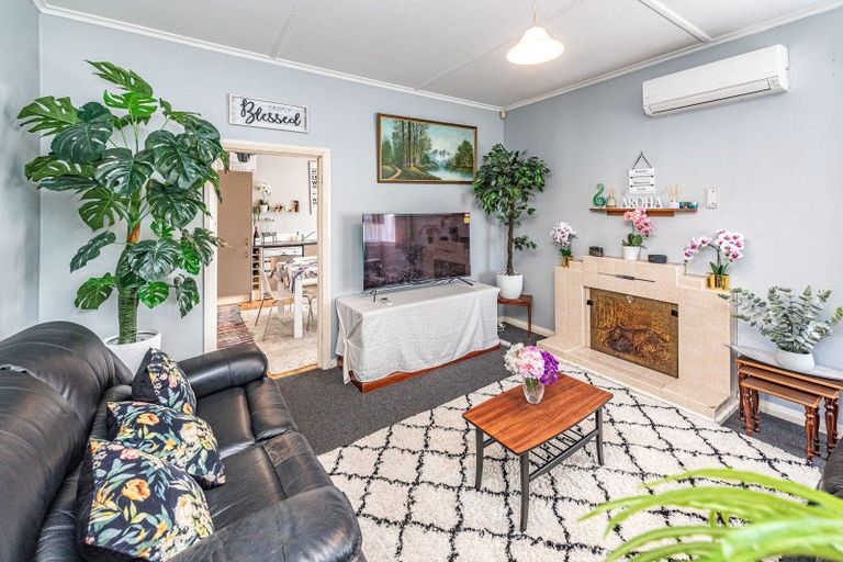 Photo of property in 51 Bamber Street, Castlecliff, Whanganui, 4501
