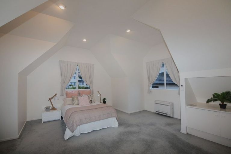 Photo of property in 4 Amesbury Drive, Churton Park, Wellington, 6037