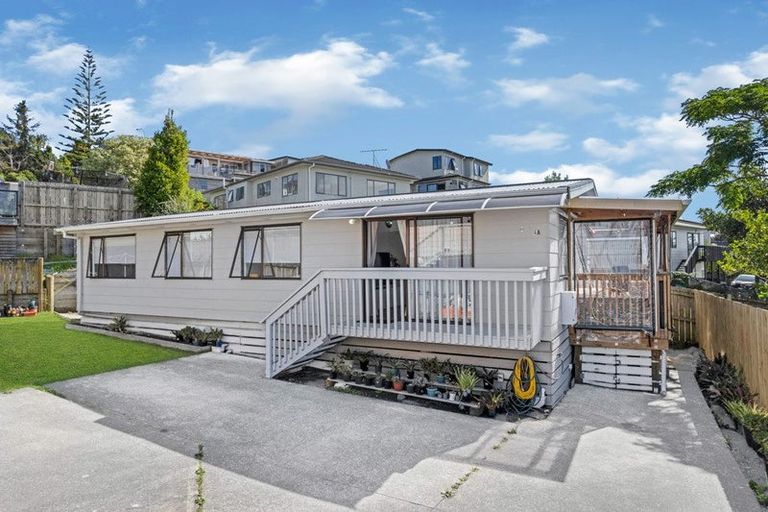 Photo of property in 4a Gallony Avenue, Massey, Auckland, 0614