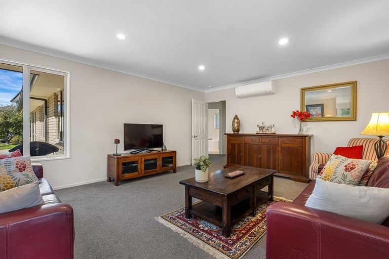 Photo of property in 59 Springwater Avenue, Northwood, Christchurch, 8051