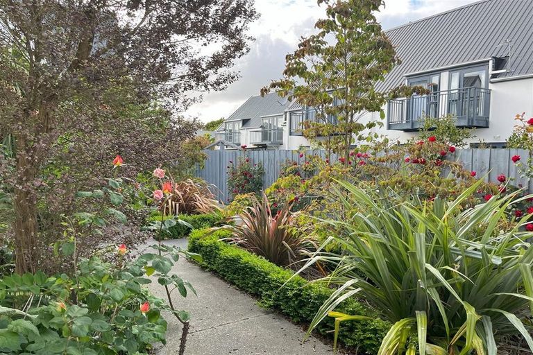 Photo of property in Cornwall Gardens, 16/27 Cornwall Street, St Albans, Christchurch, 8014