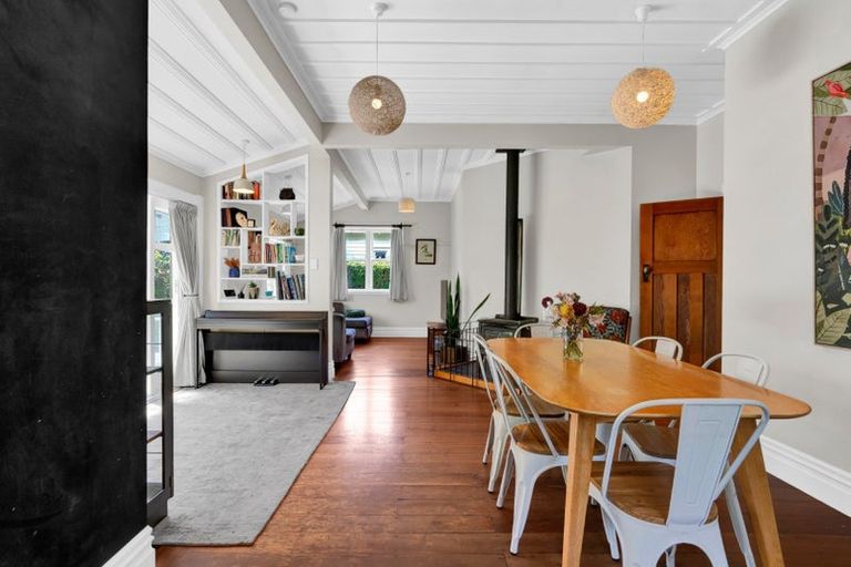 Photo of property in 192 Tukapa Street, Westown, New Plymouth, 4310