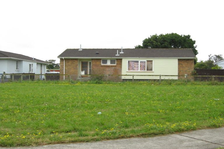 Photo of property in 9 Molesworth Place, Mangere, Auckland, 2022
