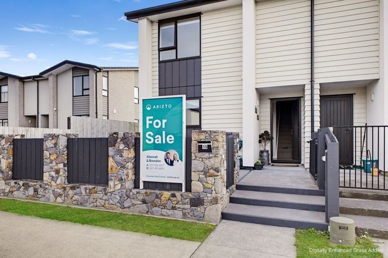 Photo of property in 15 Discovery Place, Marfell, New Plymouth, 4310