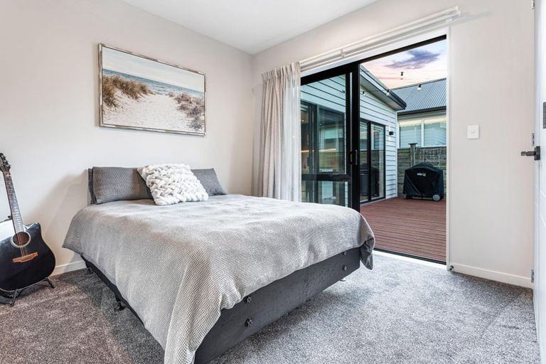 Photo of property in 17 Leebank Crescent, Riverhead, 0820