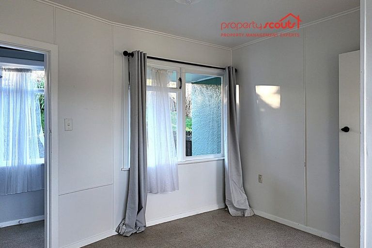 Photo of property in 78-80 Hereford Street, Cannons Creek, Porirua, 5024