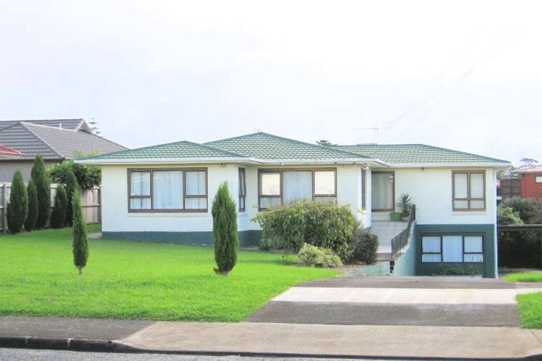 Photo of property in 9 Waller Avenue, Bucklands Beach, Auckland, 2012