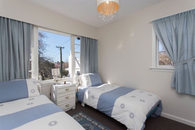 Photo of property in 127 Hamilton Avenue, Ilam, Christchurch, 8041