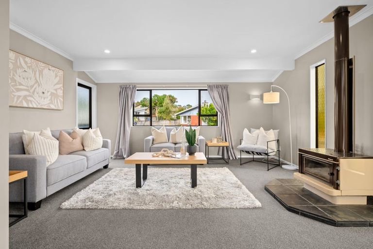 Photo of property in 27 Pelorus Street, Glenview, Hamilton, 3206