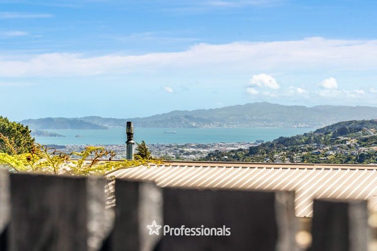 Photo of property in 25a Outram Grove, Kelson, Lower Hutt, 5010