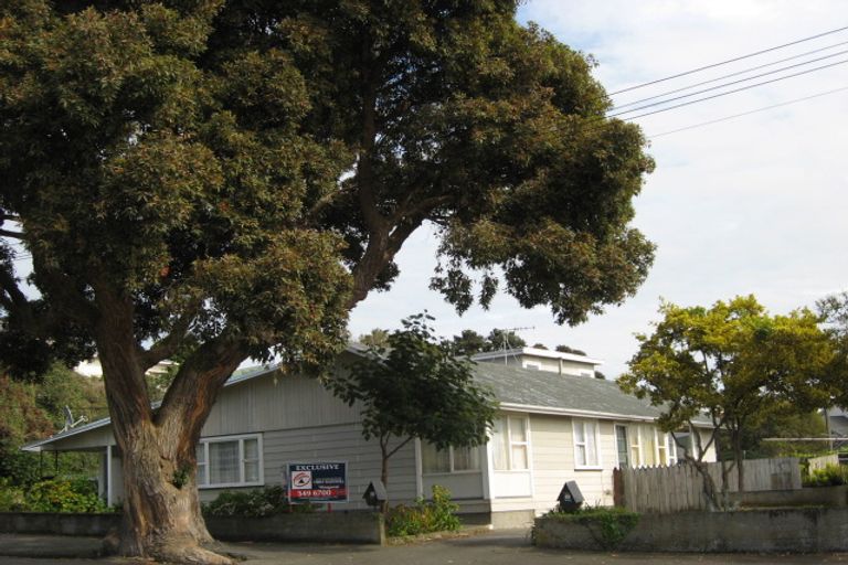 Photo of property in 35 Moore Avenue, Tawhero, Whanganui, 4501