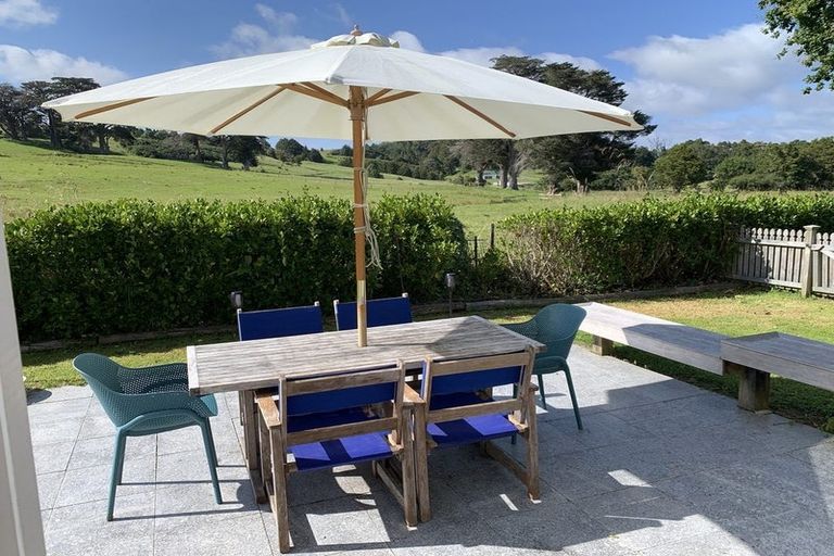 Photo of property in 63 Kaipara Flats Road, Warkworth, 0981