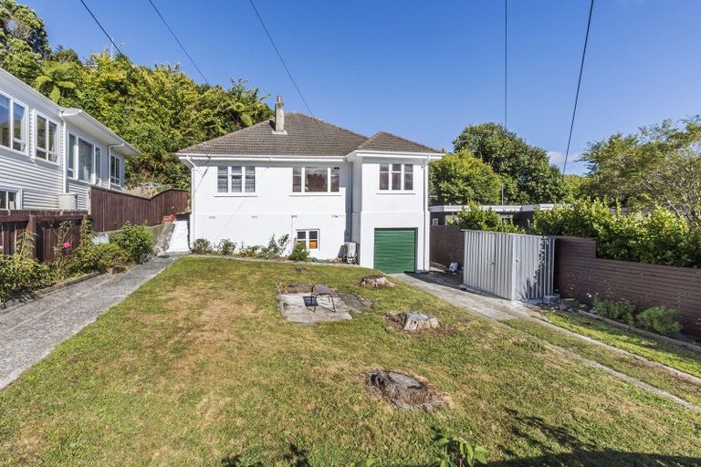 Photo of property in 28 Richmond Avenue, Karori, Wellington, 6012