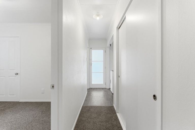 Photo of property in 6a Peakes Road, Saint Johns Hill, Whanganui, 4501