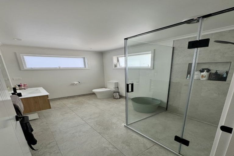 Photo of property in 92 Pallida Crescent, Papamoa Beach, Papamoa, 3118