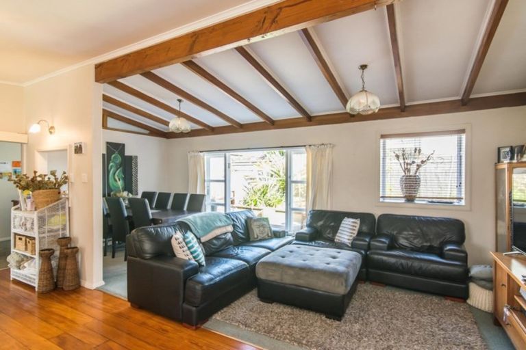 Photo of property in 155 Manly Street, Paraparaumu Beach, Paraparaumu, 5032