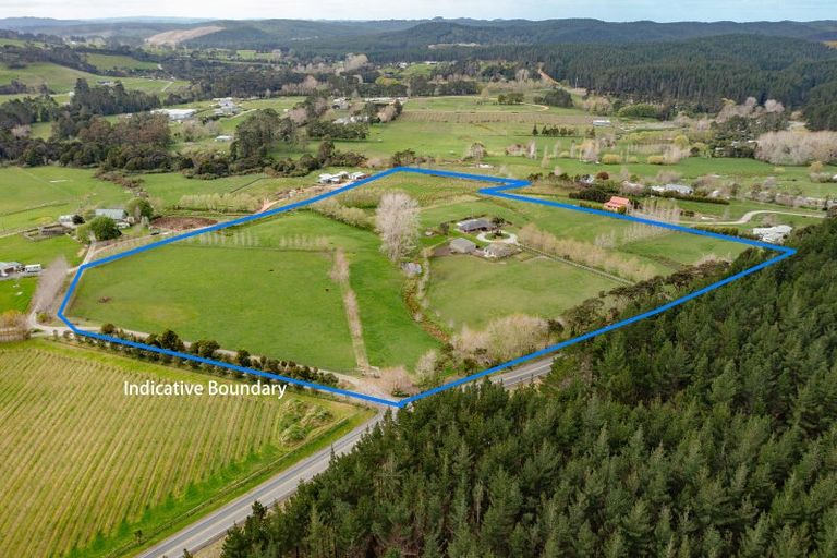 Photo of property in 255 Ararimu Valley Road, Helensville, Waimauku, 0882
