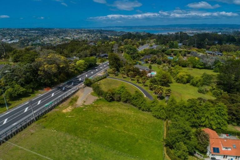 Photo of property in 186 Upper Harbour Drive, Greenhithe, Auckland, 0632