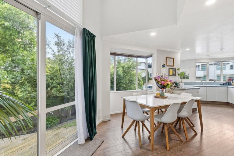 Photo of property in 9 Kelvin Place, Hamilton East, Hamilton, 3216