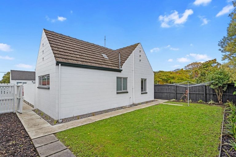Photo of property in 2/239 New Brighton Road, Burwood, Christchurch, 8061