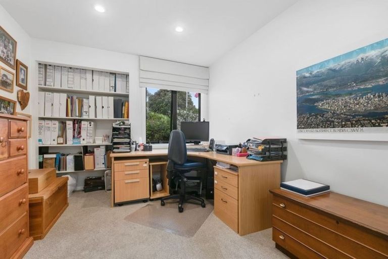 Photo of property in 80 Landing Drive, Albany, Auckland, 0632