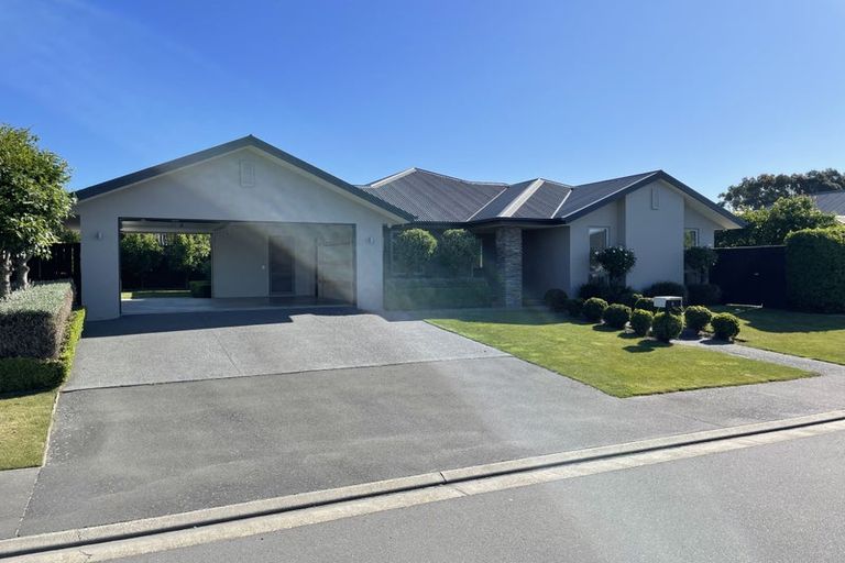 Photo of property in 4 Archrob Avenue, Prebbleton, 7604